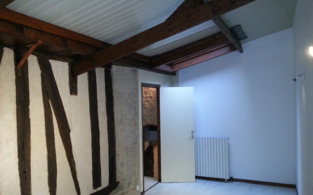 Apt indépendant F2 + cave – 55m² à Pacy-sur-Eure (2TER)